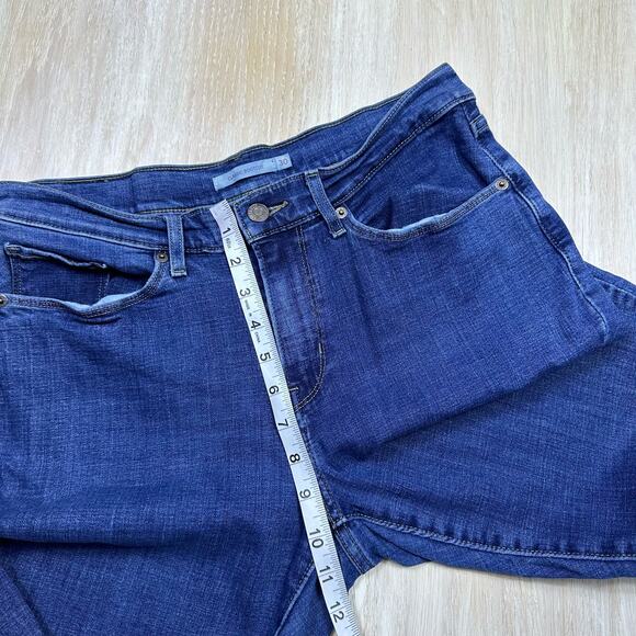 Levi's Blue Denim Medium Wash Classic Bootcut Mid Rise Women's Jeans Size 10 - Picture 10 of 15